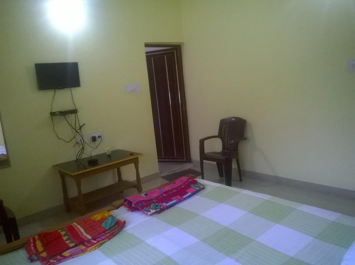 בובנשוואר Sunrise Guest House מראה חיצוני תמונה