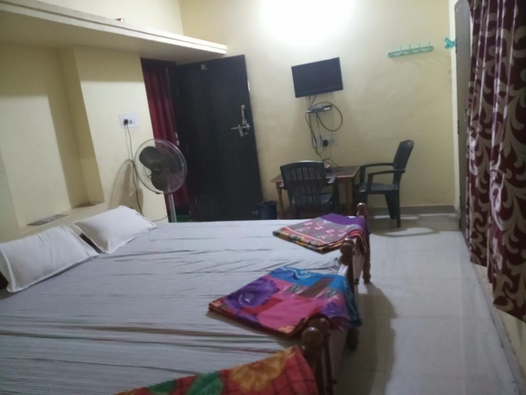 בובנשוואר Sunrise Guest House מראה חיצוני תמונה